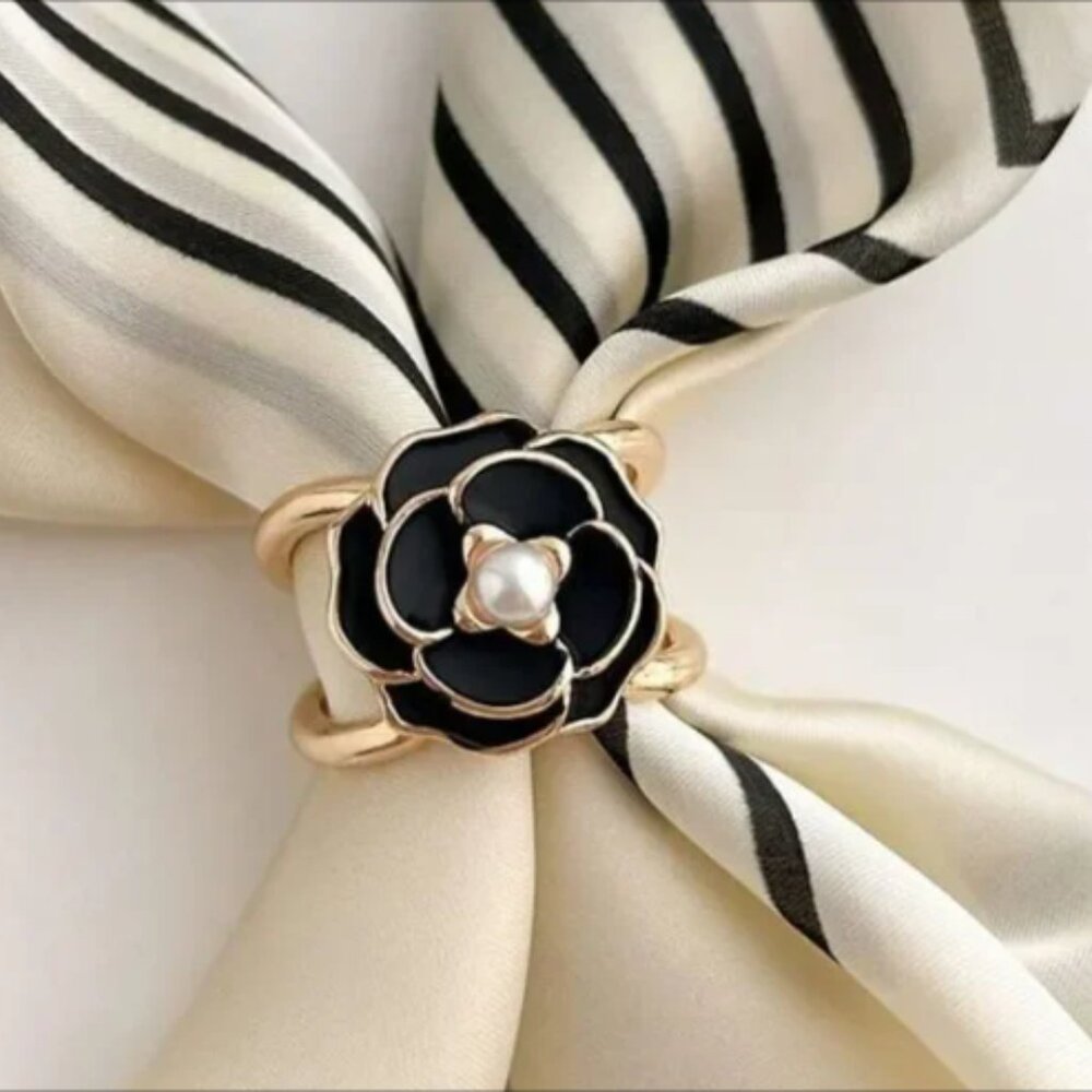 ELEGANT FLORAL SCARF RINGS - Picture 5 of 6